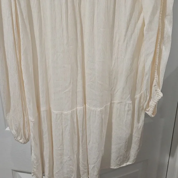 American Eagle Outfitters Cream Lace Tunic - Picture 10 of 11